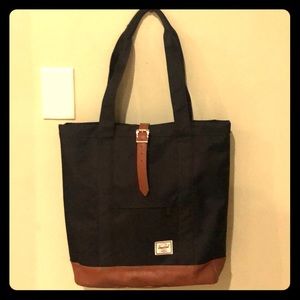 Herschel Tote